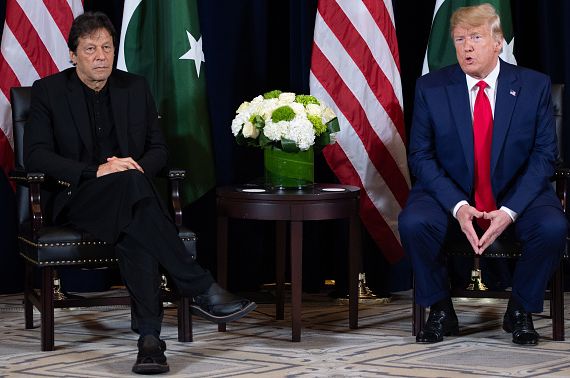 رئيس الوزراء الباكستاني عمران خان طلب مساعدة الرئيس الأمريكي دونالد ترمب في كشمير