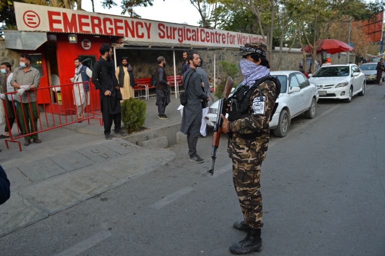 الشرطة الأفغانية تؤمّن مستشفى يعالج جرحى الانفجار