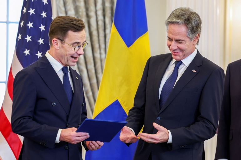 بلينكن يتسلم وثائق انضمام السويد للناتو من كريسترسون، رئيس وزراء السويد